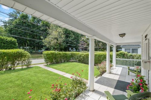 36 Bryant Ave, White Plains, NY, 10605-1630 | Card Image