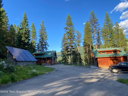 37258 Yaak River Road, Yaak, MT, 59935 | Card Image