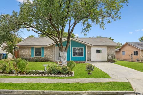 9430 Stones River Dr, San Antonio, TX, 78245-2028 | Card Image