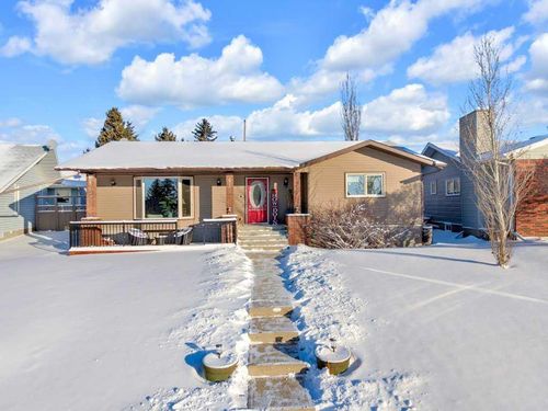 4620 53 St, Rimbey, AB, T0C | Card Image