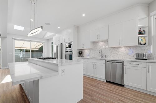 1-11100 Railway Ave, Richmond, BC, V7E6J8 | Card Image