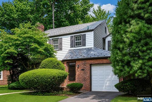 1106 Emerson Avenue, Teaneck, NJ, 07666 | Card Image