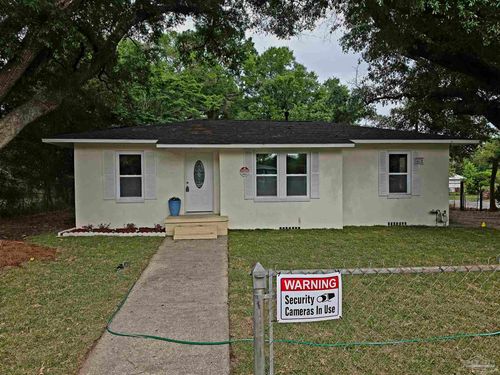 302 Dixie St, Crestview, FL, 32536-2532 | Card Image