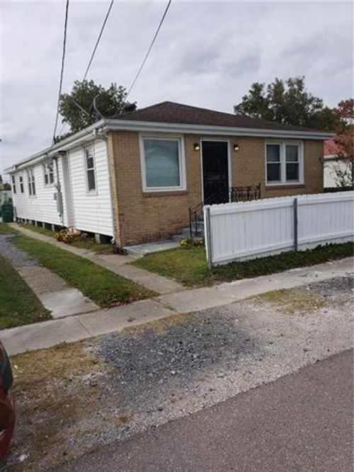 428 Pine St, Marrero, LA, 70072-1531 | Card Image