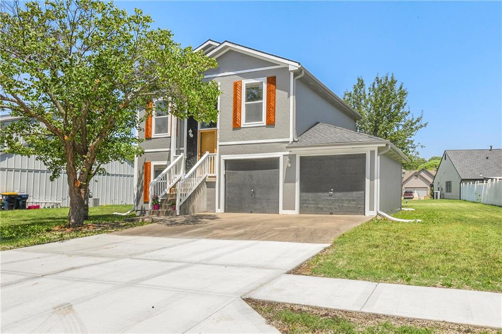 61st Ter, Kansas City, MO 64130