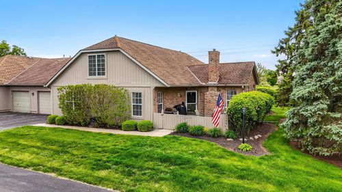 5846 Willow Lake Dr, Grove City, OH, 43123-8845 | Card Image