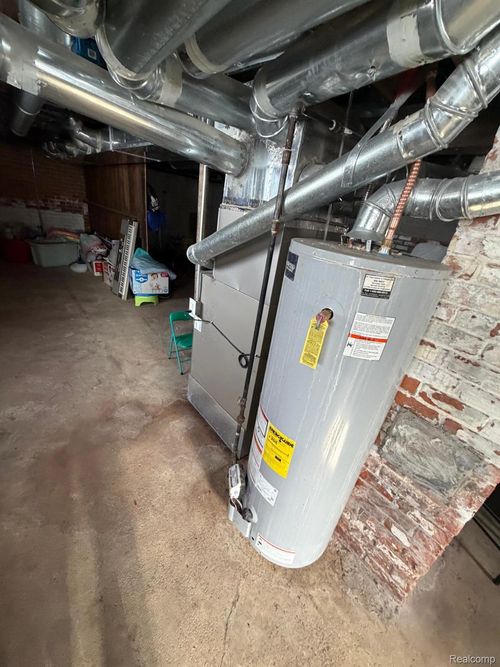 7145 Holmes Street, Detroit, MI, 48210 | Card Image