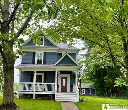 16 S Main St, Franklinville, NY, 14737-1222 | Card Image