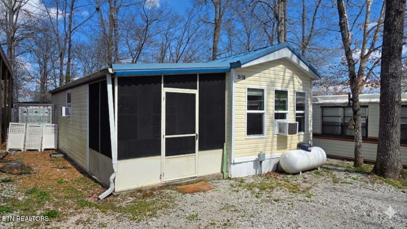 Residential in Crossville