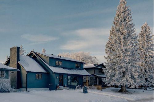 {{alt}} | Card Image