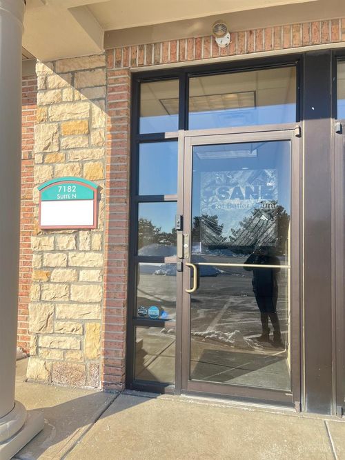 7182 Liberty Centre Dr, West Chester, OH, 45069 | Card Image