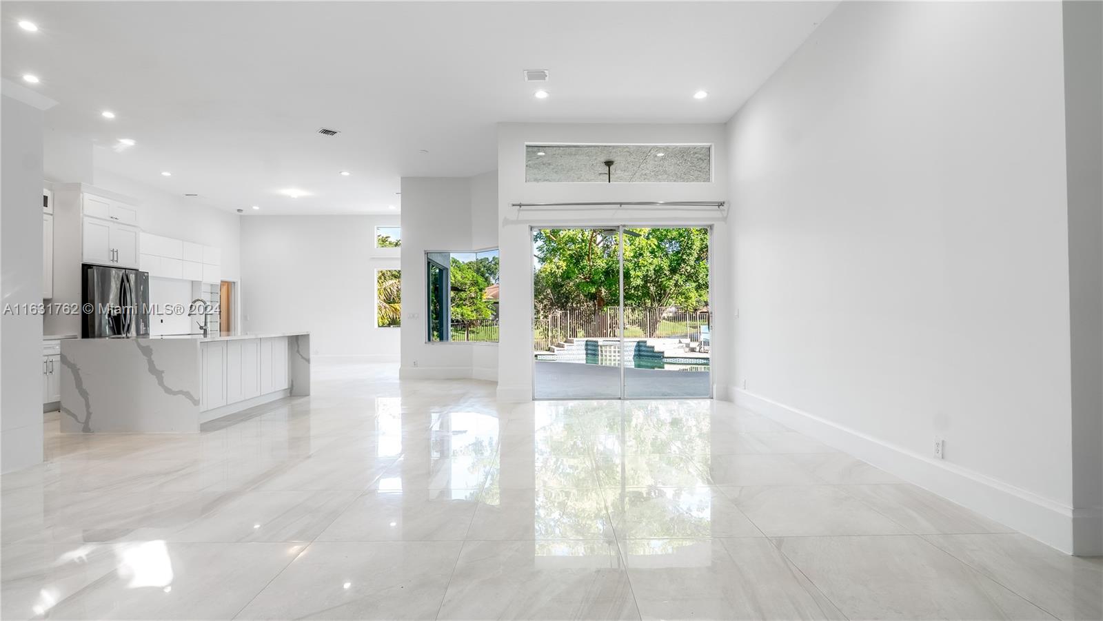 101st Way, Coral Springs, FL 33076