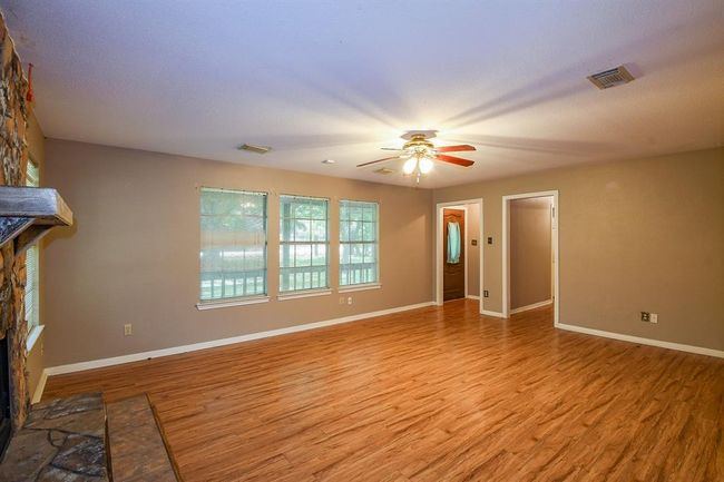 1083 County Road 147, House other with 3 bedrooms, 2 bathrooms and 2 parking in Alvin TX | Image 11