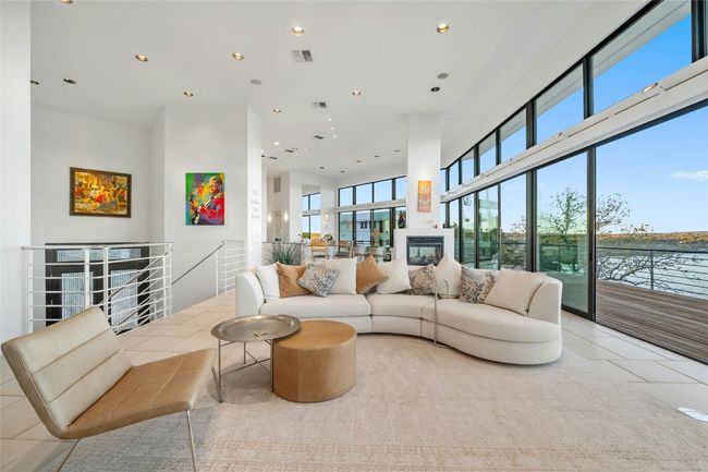 21808 Briarcliff Dr, House other with 4 bedrooms, 4 bathrooms and 8 parking in Spicewood TX | Image 11
