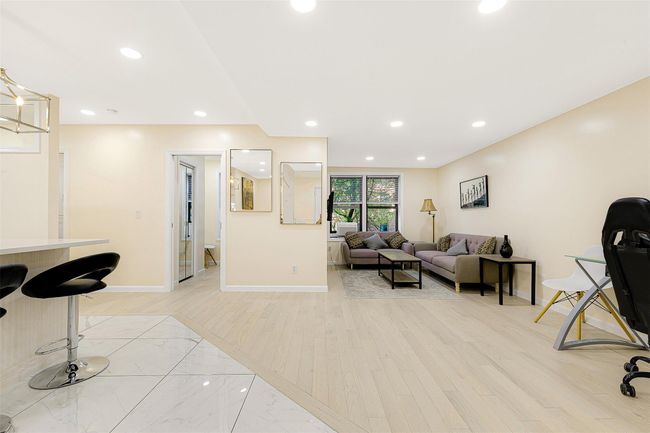 APT-1D - 72 110 Th St, Home with 3 bedrooms, 2 bathrooms and null parking in Forest Hills NY | Image 6