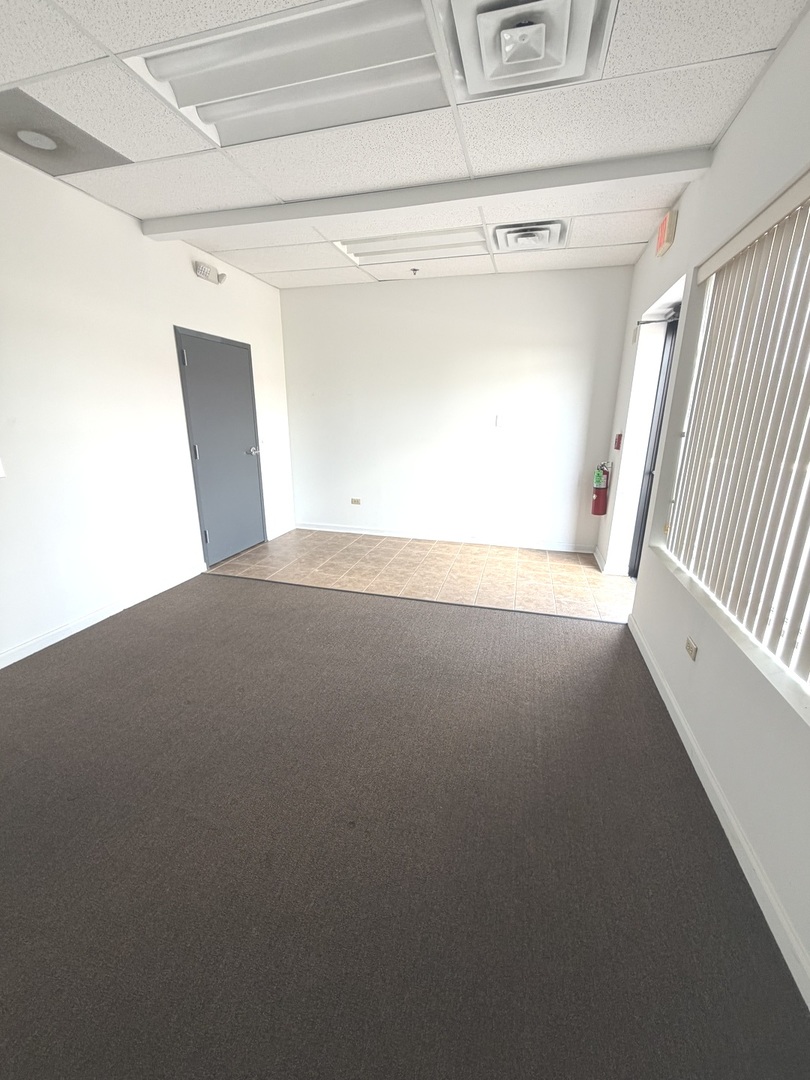 Commercial Lease in St. Charles 3