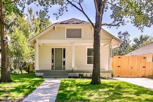 2029 Felix Ave, Memphis, TN, 38104-5641 | Card Image