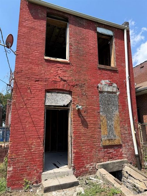 3720 Iowa Ave, Saint Louis, MO, 63118-3820 | Card Image
