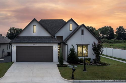 1203 N 71st Pl, Broken Arrow, OK, 74014-2519 | Card Image