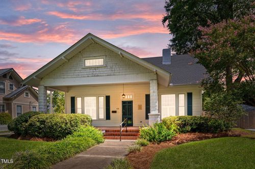 813 Saint Andrew St, Tarboro, NC, 27886-3839 | Card Image