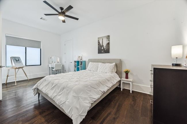 1010 Waltway Dr, House other with 5 bedrooms, 6 bathrooms and 2 parking in Houston TX | Image 38