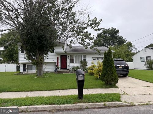 717 New Maple Rd, PLEASANTVILLE, NJ, 08232-4215 | Card Image