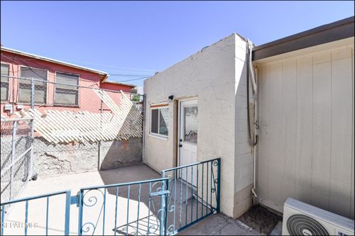 b-1212 N Laurel Street, El Paso, TX, 79902 | Card Image