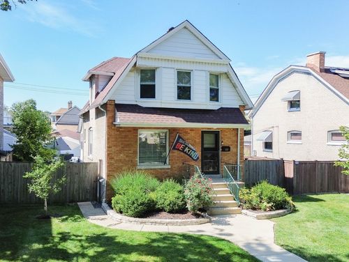 613 Ferdinand Ave, Forest Park, IL, 60130-1805 | Card Image