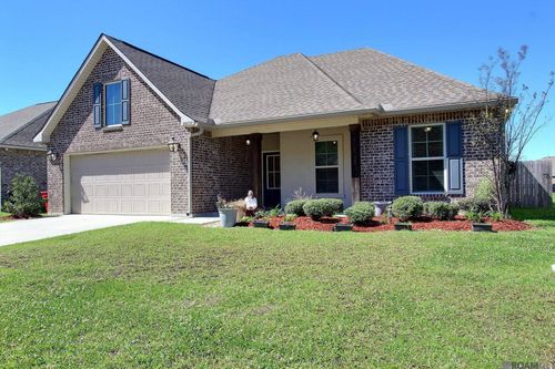 26838 Elmcrest Dr, Denham Springs, LA, 70726-6190 | Card Image
