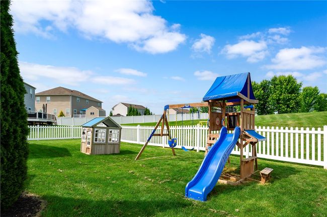 132 Naughton Cir, House other with 4 bedrooms, 3 bathrooms and null parking in Forward Twp - BUT PA | Image 40