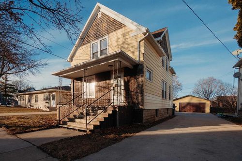 17 W Cotton Street, Fond Du Lac, WI, 54935 | Card Image