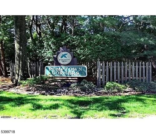 5 Pheasant Run, Edison, NJ, 08820-2931 | Card Image