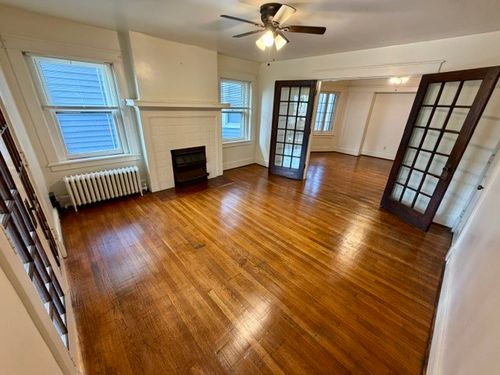 2-218 Hastings St, Pittsburgh, PA, 15206-4475 | Card Image