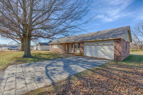 11610 N 190th East Ave, Collinsville, OK, 74021-6207 | Card Image