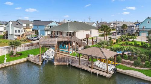 22102 Pecos Dr, Galveston, TX, 77554-3304 | Card Image