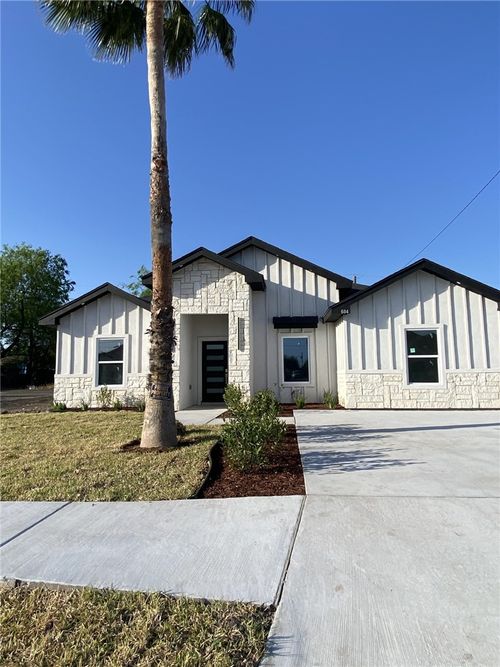 604 W La Quinta Dr, Pharr, TX, 78577-8845 | Card Image