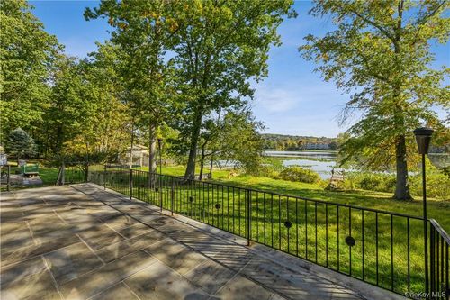 48 Lakewood Dr, Congers, NY, 10920-1710 | Card Image