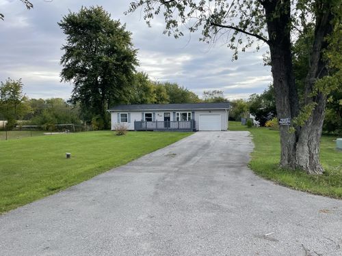688 Jasper Coil Rd, Washington Court House, OH, 43160-8887 | Card Image