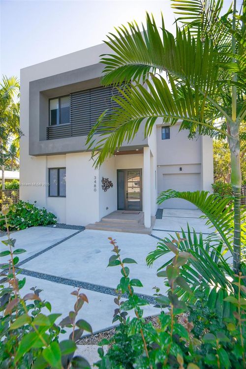 3480 Oak Ave, Miami, FL, 33133-5023 | Card Image