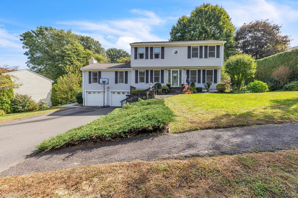 Brookside Dr, Feeding Hills, MA 01030
