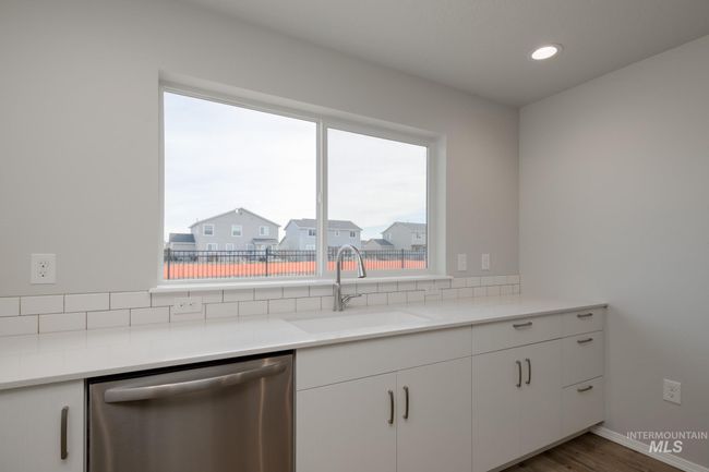 16888 Dunning Way, House other with 5 bedrooms, 3 bathrooms and 3 parking in Caldwell ID | Image 8