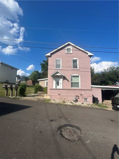 130 Chestnut St, Everson, PA, 15631-1110 | Card Image