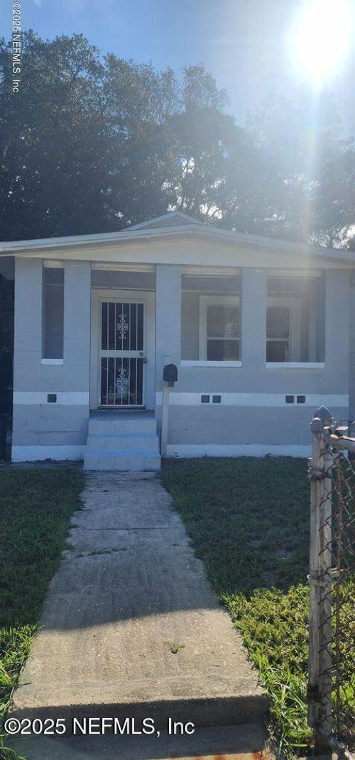 2007 Lambert St, JACKSONVILLE, FL, 32206-4152 | Card Image