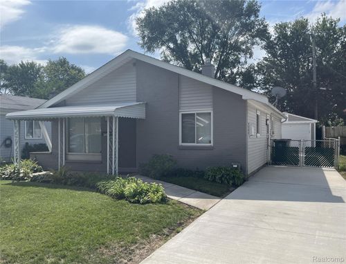 936 E Annabelle Ave, Hazel Park, MI, 48030-1236 | Card Image