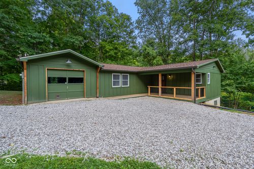 628 W Robertson Rd, Morgantown, IN, 46160-8805 | Card Image