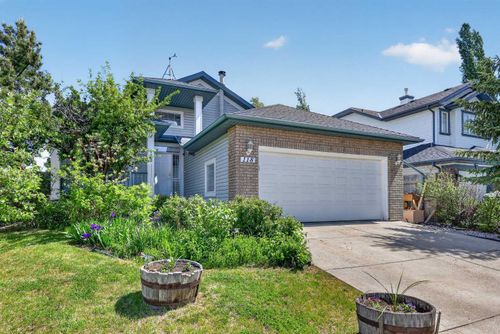 118 Invermere Dr, Chestermere, AB, T1X1L1 | Card Image