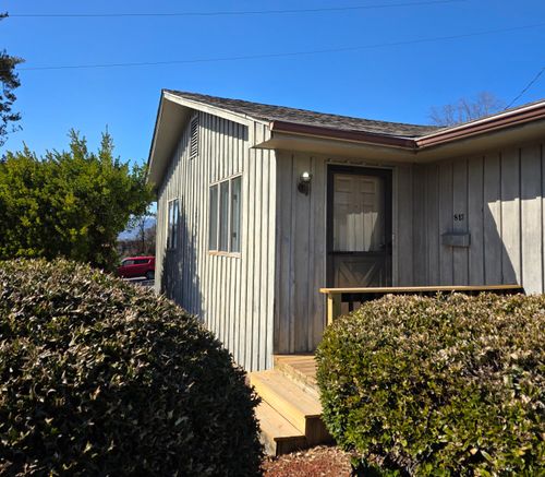 813 Roanoke Blvd, Salem, VA, 24153 | Card Image