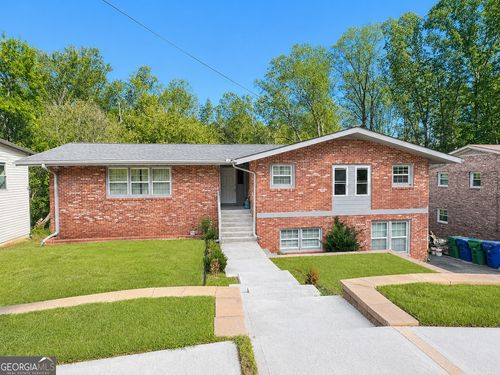 995 Fleetwood Cir Sw, Atlanta, GA, 30311-2500 | Card Image