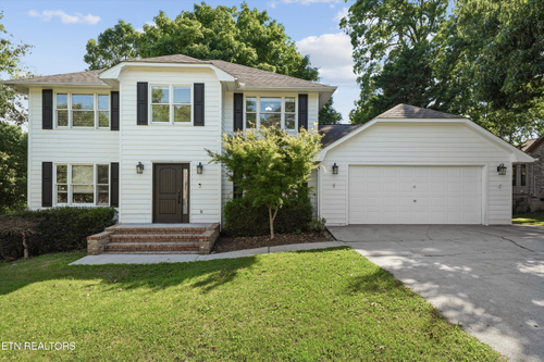 8121 Nutmeg Cir, Knoxville, TN, 37938-3140 | Card Image