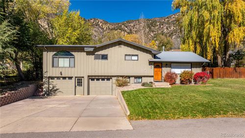 95 Chaparral Cir, Glenwood Springs, CO, 81601-2601 | Card Image